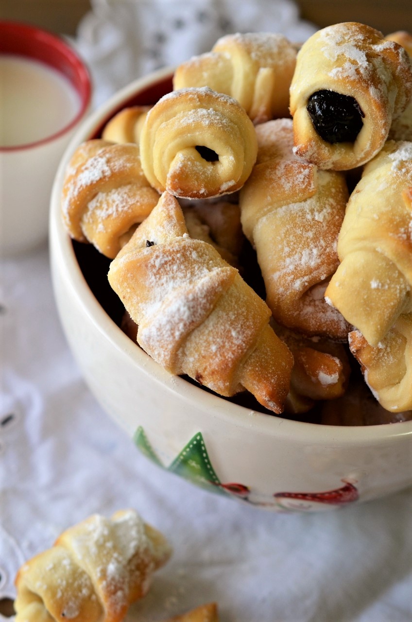 Cornulete cu gem Retete culinare by Teo's Kitchen