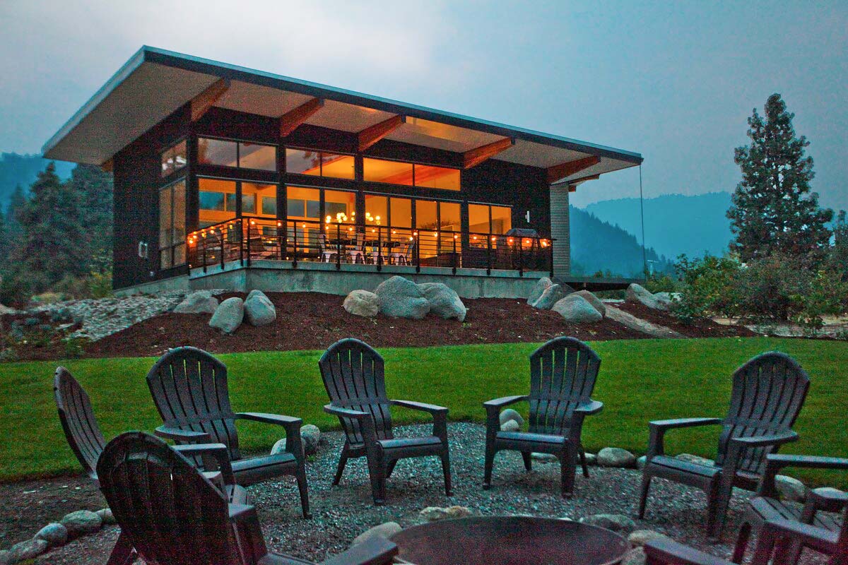 The 10 Best Airbnbs in Leavenworth, Washington Territory Supply