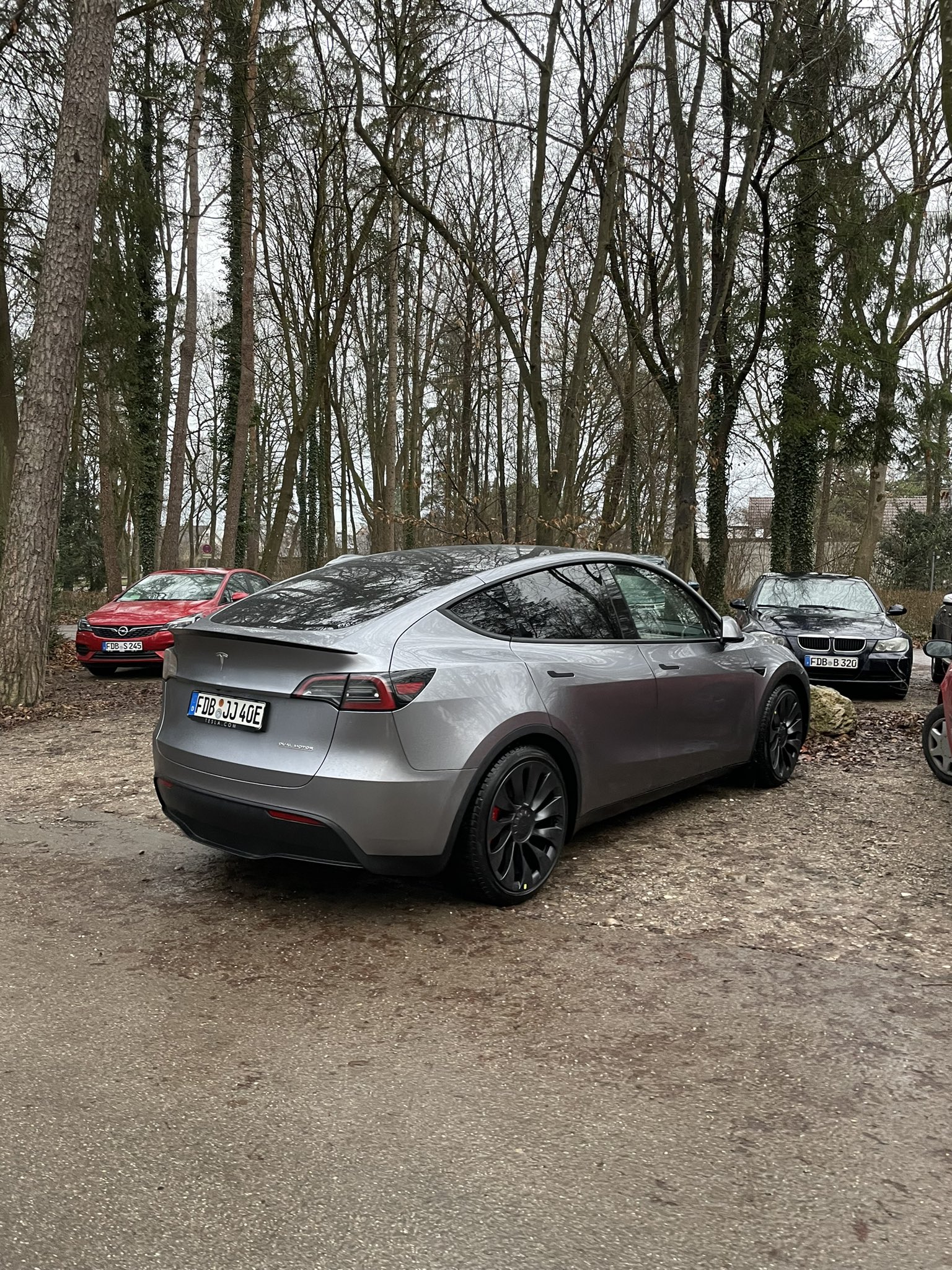 Tesla Model Y Quicksilver color is a hit in Europe, looks fantastic in