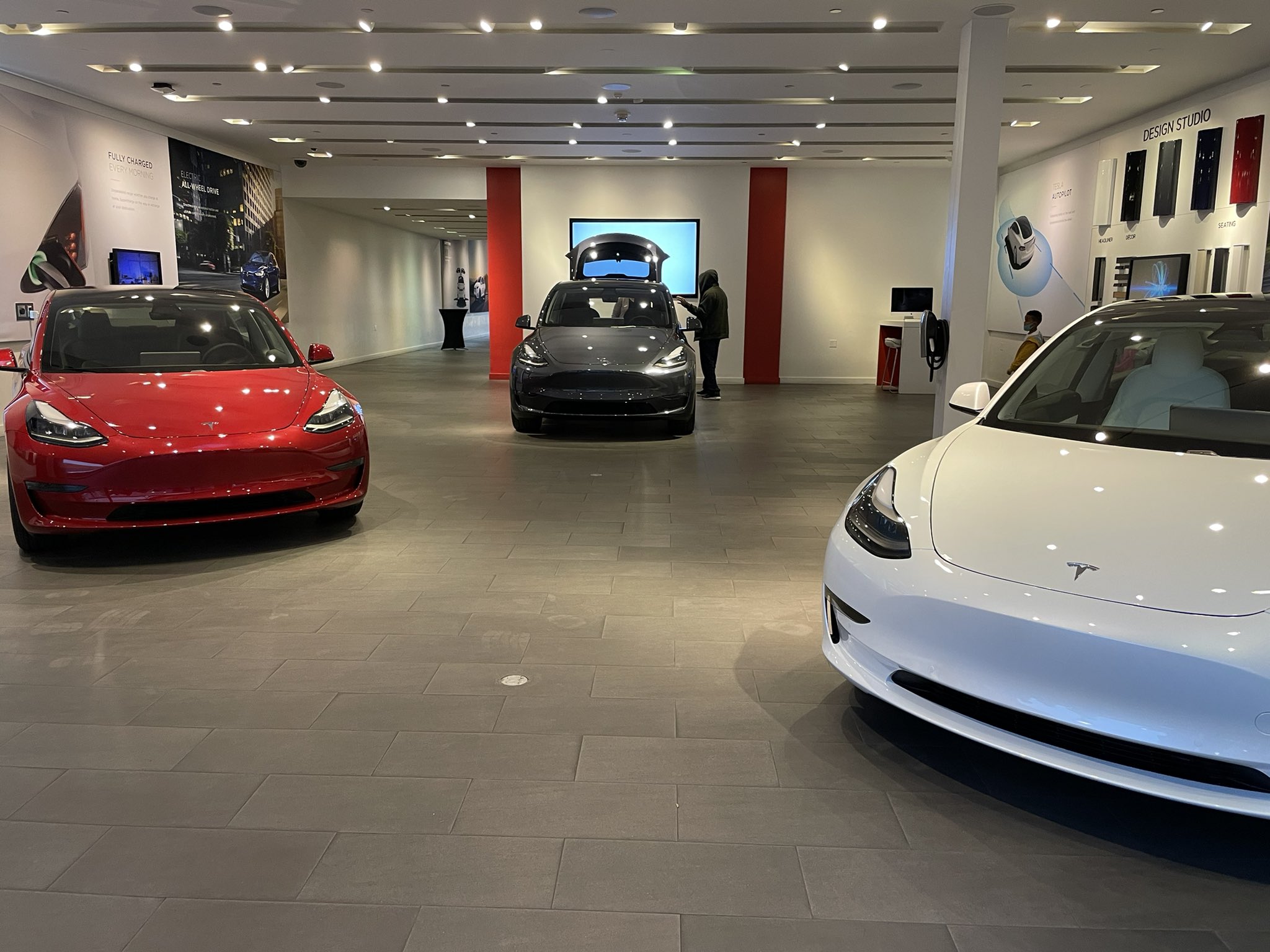 teslastoresv TESLARATI