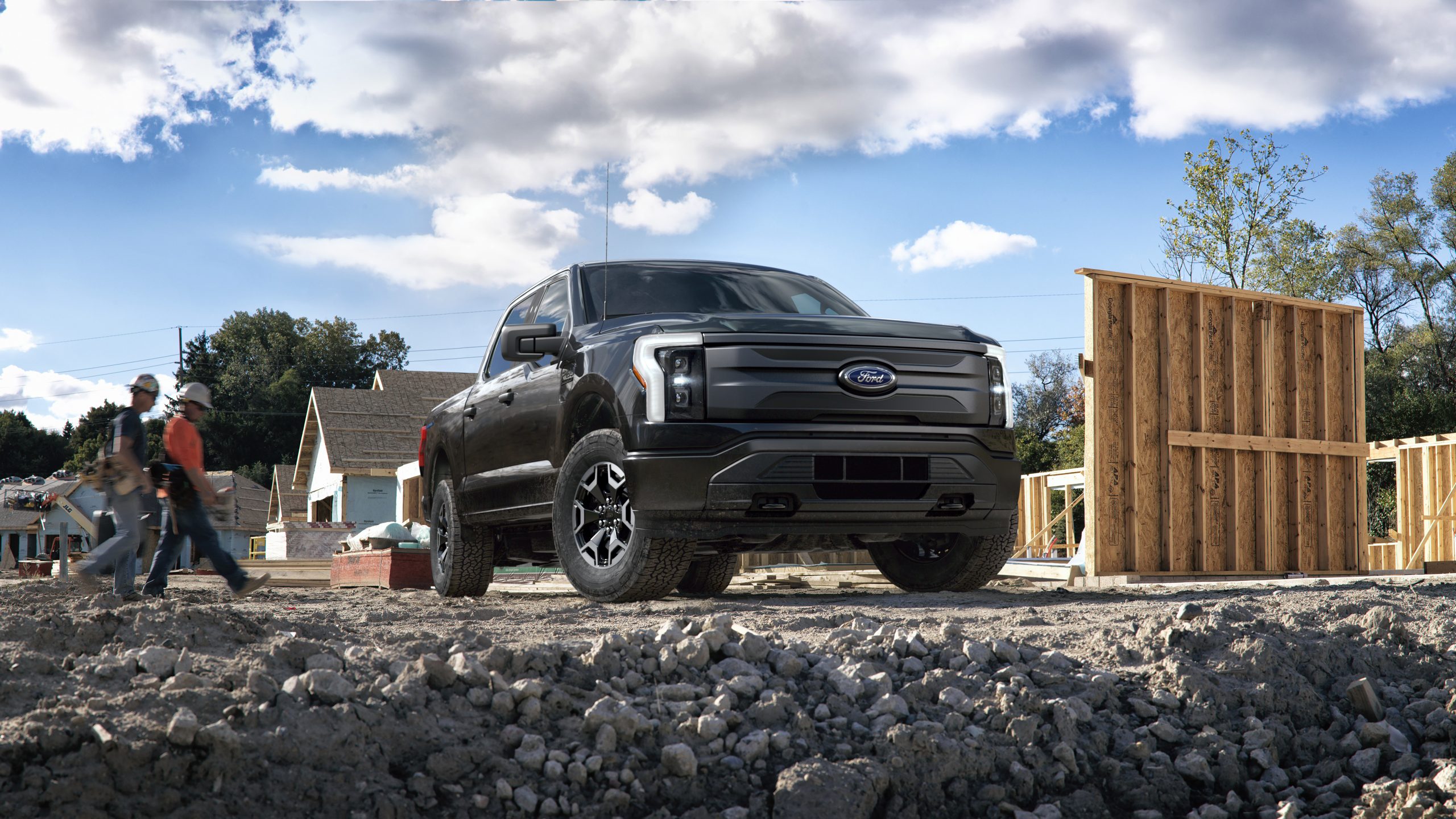 Ford reveals specs for F150 Lightning Pro Price, Range