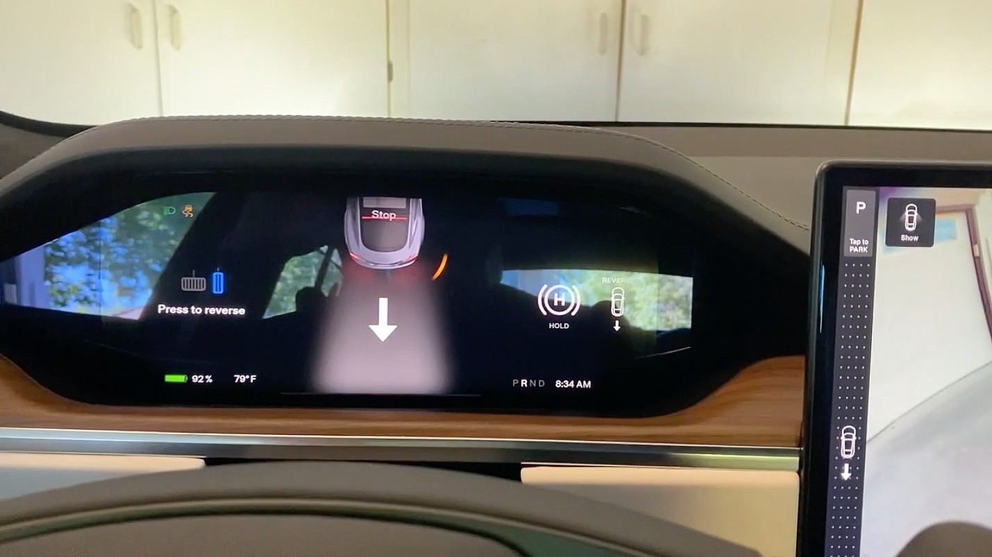 First look at Tesla Model S Plaid’s "Auto Shift out of Park" in action