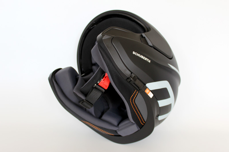 test&technik Ihr News und Testmagazin im Test Schuberth M1 Pro Jethelm mit