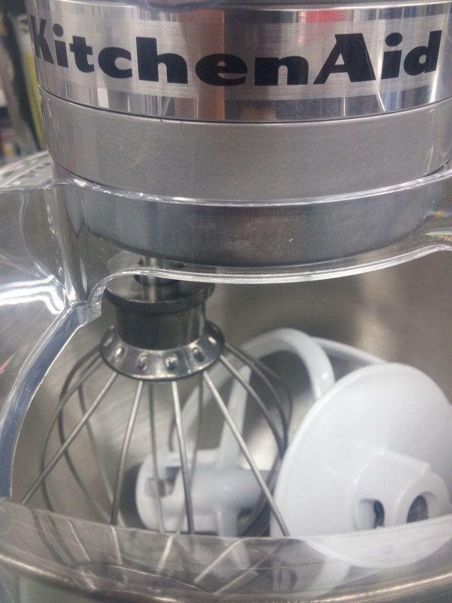 KitchenAid Artisan Küchenmaschine mit TestÜbersicht, Ausstattung & Zubehör