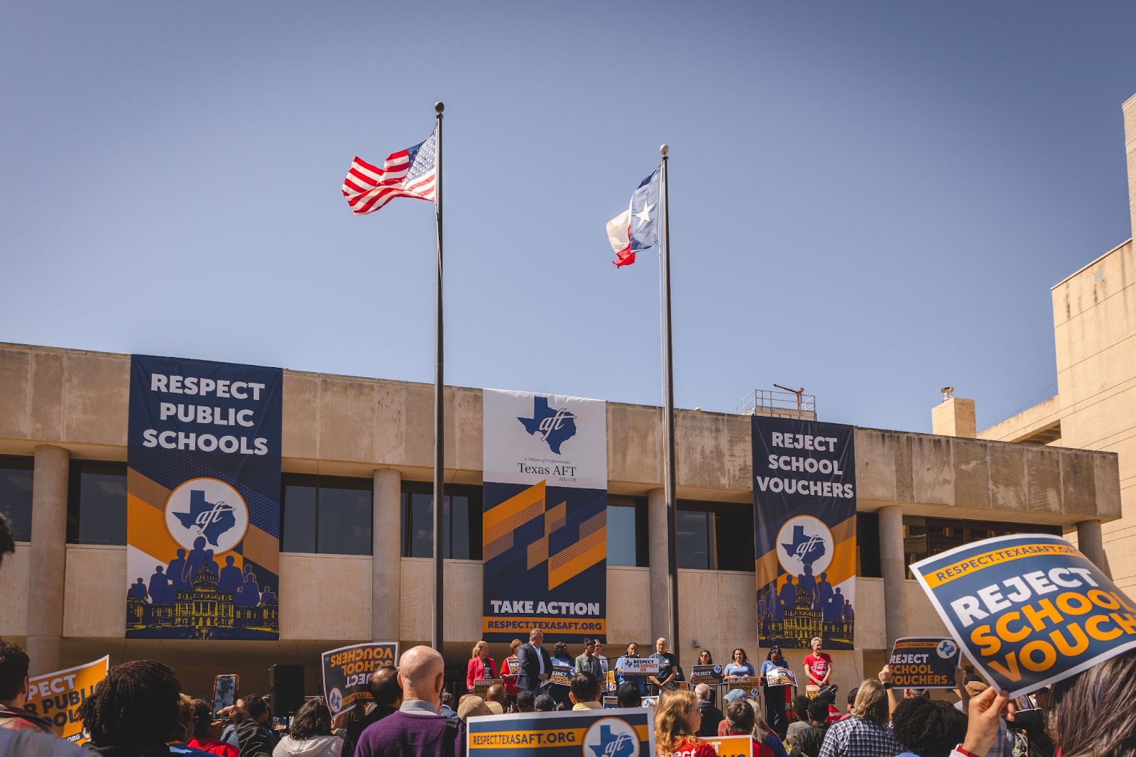 Texas AFT 2023 in Review The Highs, Lows, & Whoas for Texas Public Schools ‣ Texas AFT