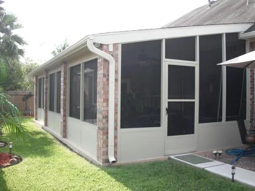 Screened in patio in Houston TX