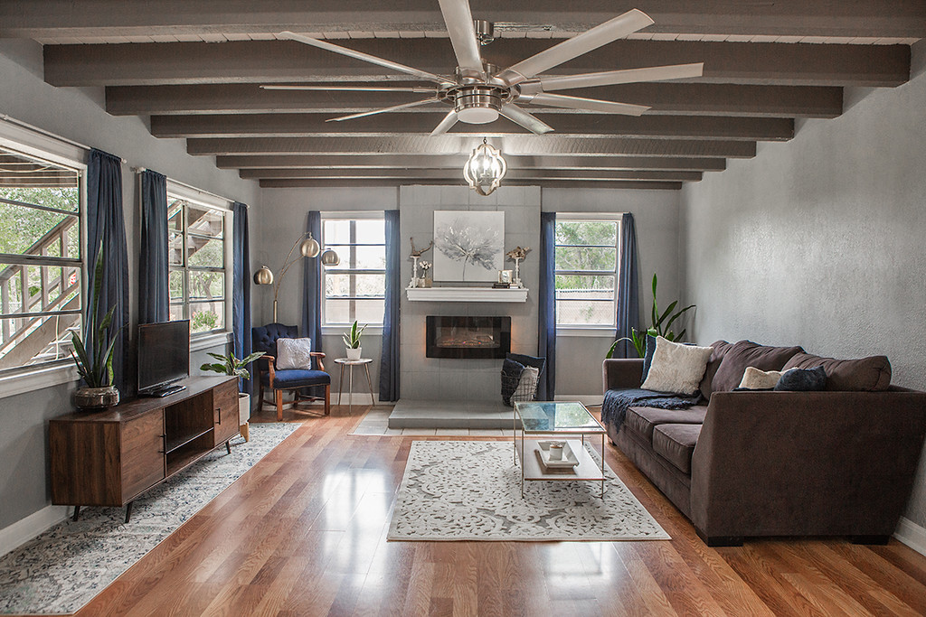 Serene Lakeside Retreat In The Heart Of Brady, Texas Brady Texas