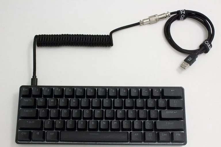 ZSeries Coiled Aviator USBC Keyboard Cable (Black) Tez Cables