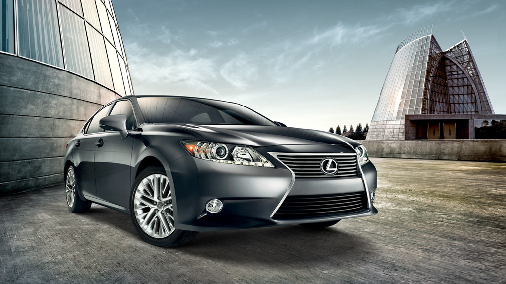 2013 Lexus ES 350 Offers Superior Comfort And Strong Performance