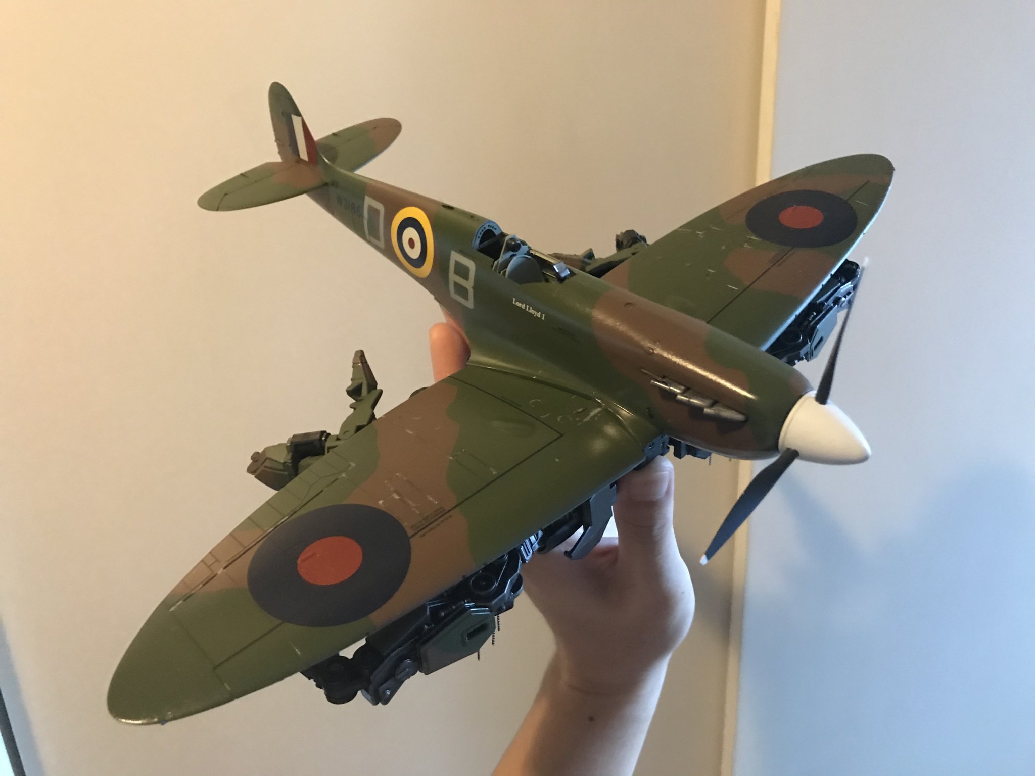 Heavy/Scratch Studio Series TLK Lieutenant TFW2005 The 2005 Boards