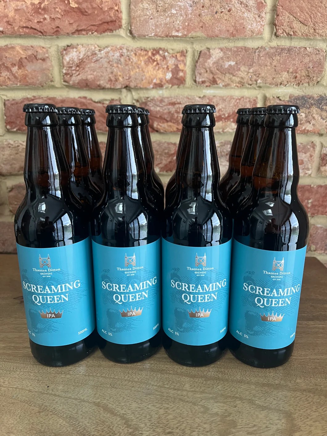 A Dozen Queens Thames Ditton Brewers