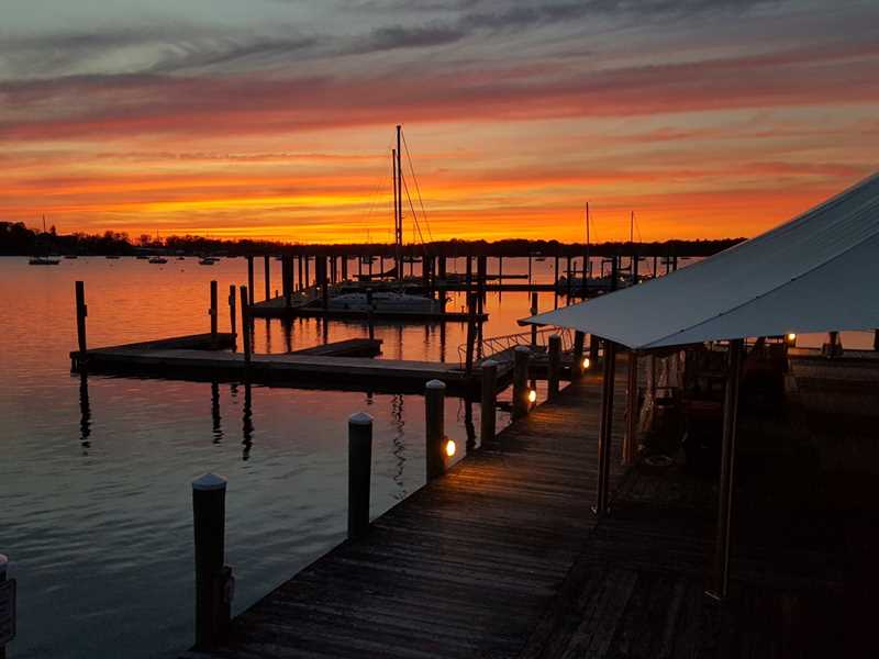 Bristol , RI Restaurant Contact Us Thames Waterside Bar & Grill