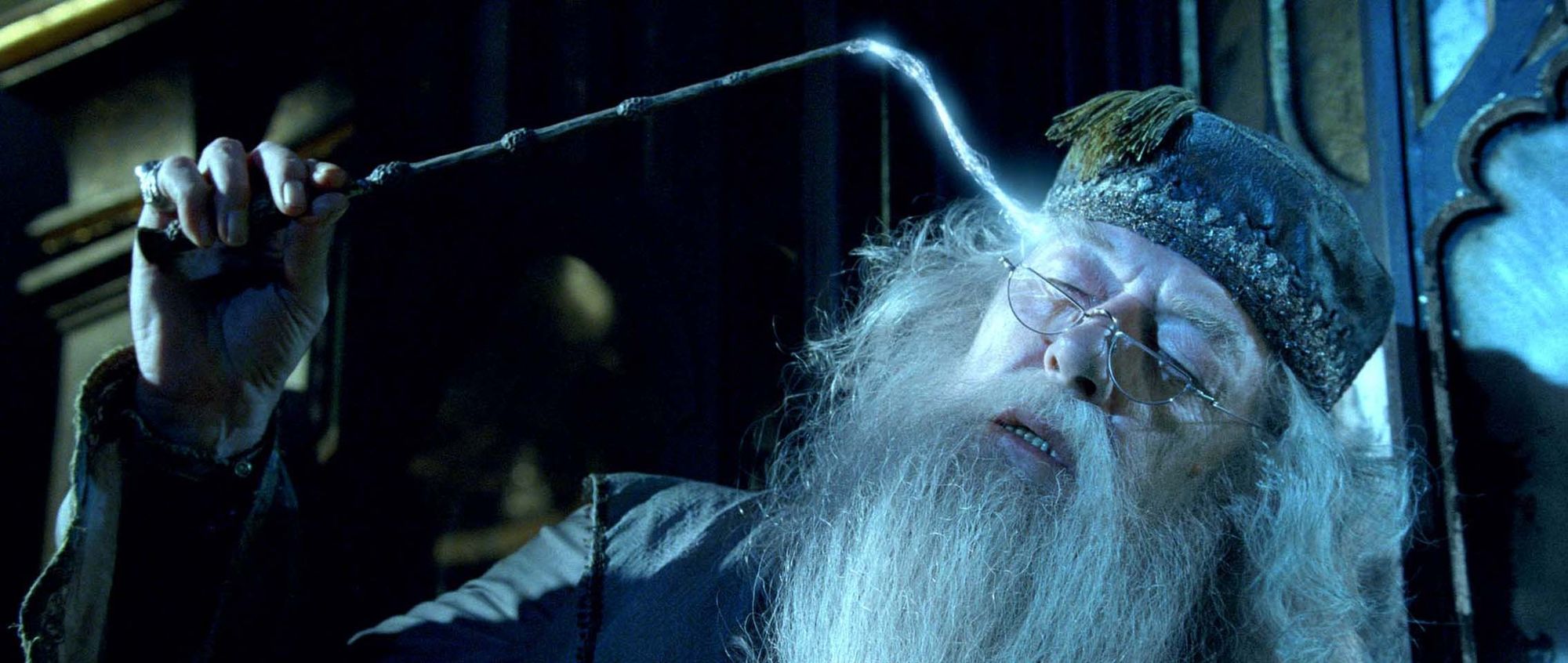 26 Fantastic Parallels to Harry Potter TheLeaky