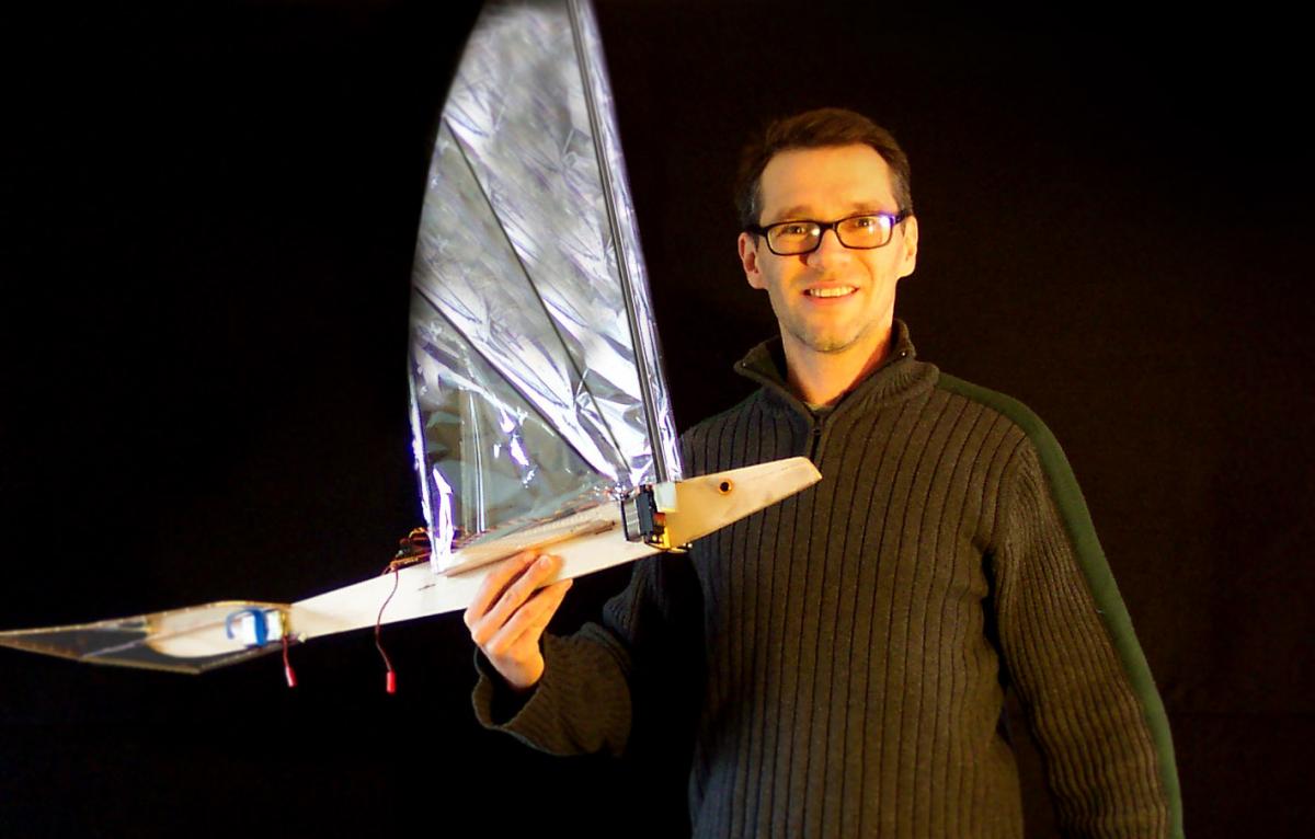 Building a Robotic Bird The National Robotics Education Foundation