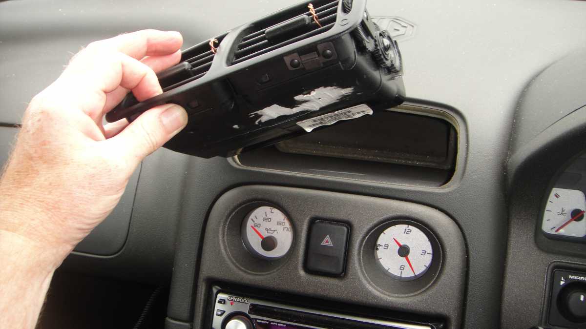 MGF & MG TF Owners Forum Re MG Clock running slow (Solved).