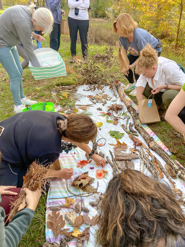 30 Autumn Activities. Create Your Friend Bucket List for Fall