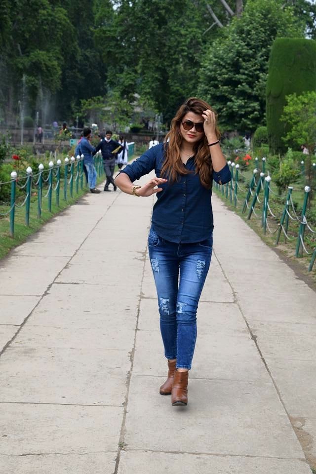 Vini Model from Gurgaon India, Female Model Portfolio