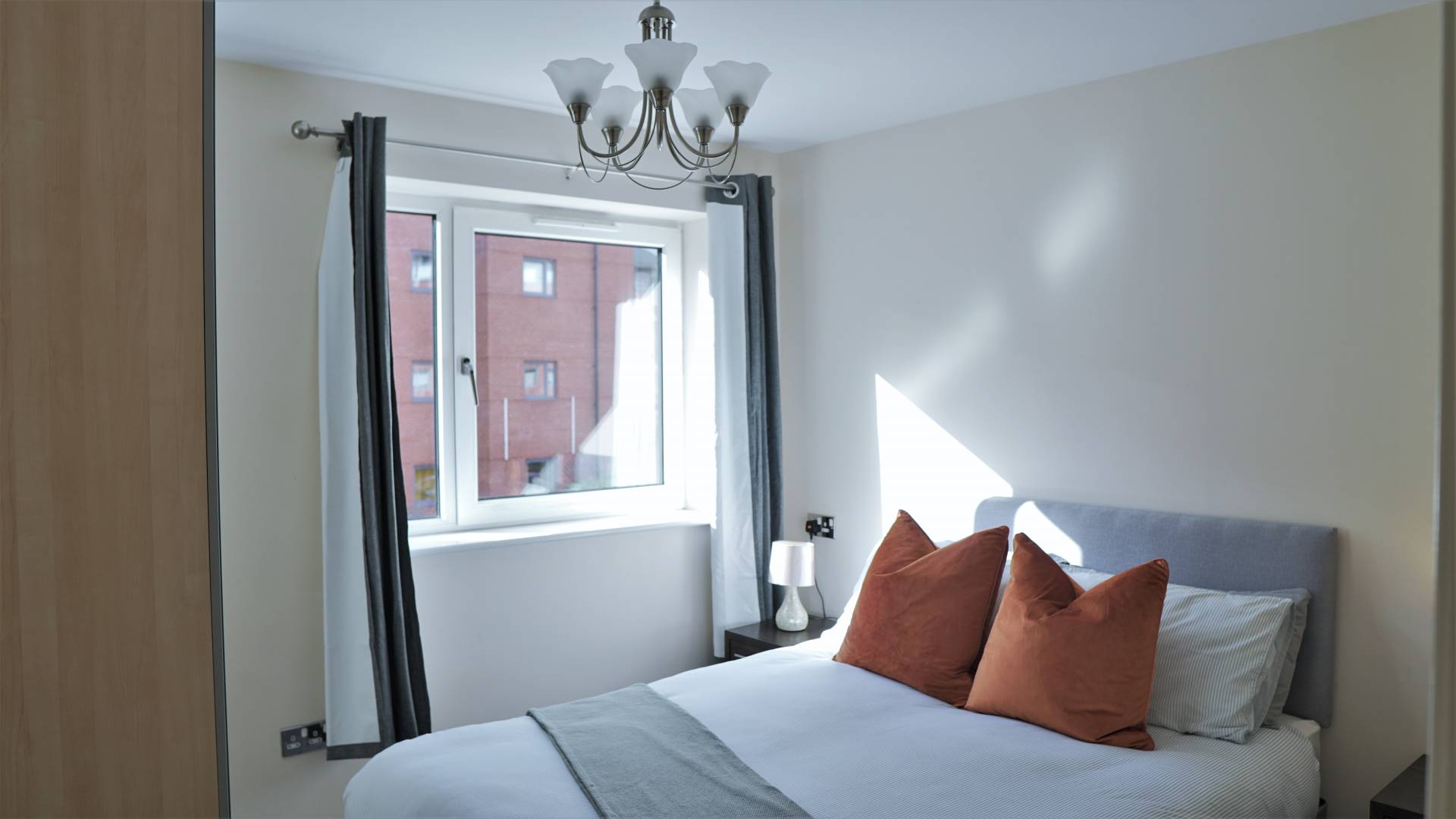 Broad Gauge Apartments, Wolverhampton WV10 0BA The Apartment Network