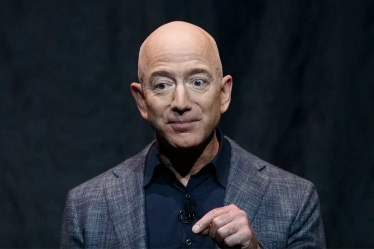 Jeff Bezos to step down from Amazon CEO role The Apple Post
