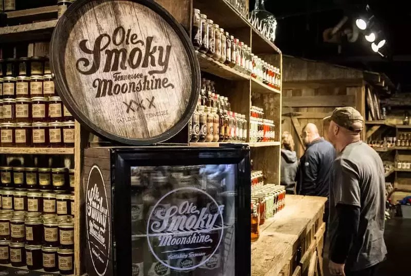 Top 3 Places to Try Moonshine in Gatlinburg
