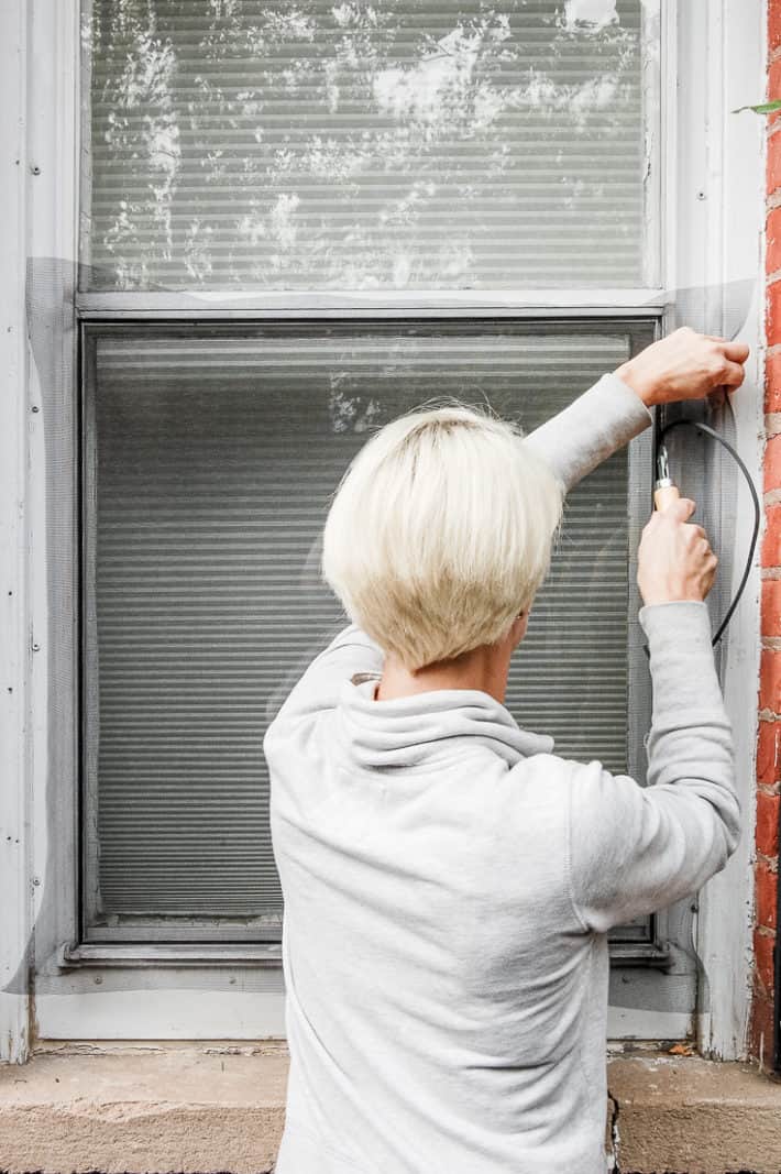 How to Replace a Window Screen. The Art of Doing Stuff