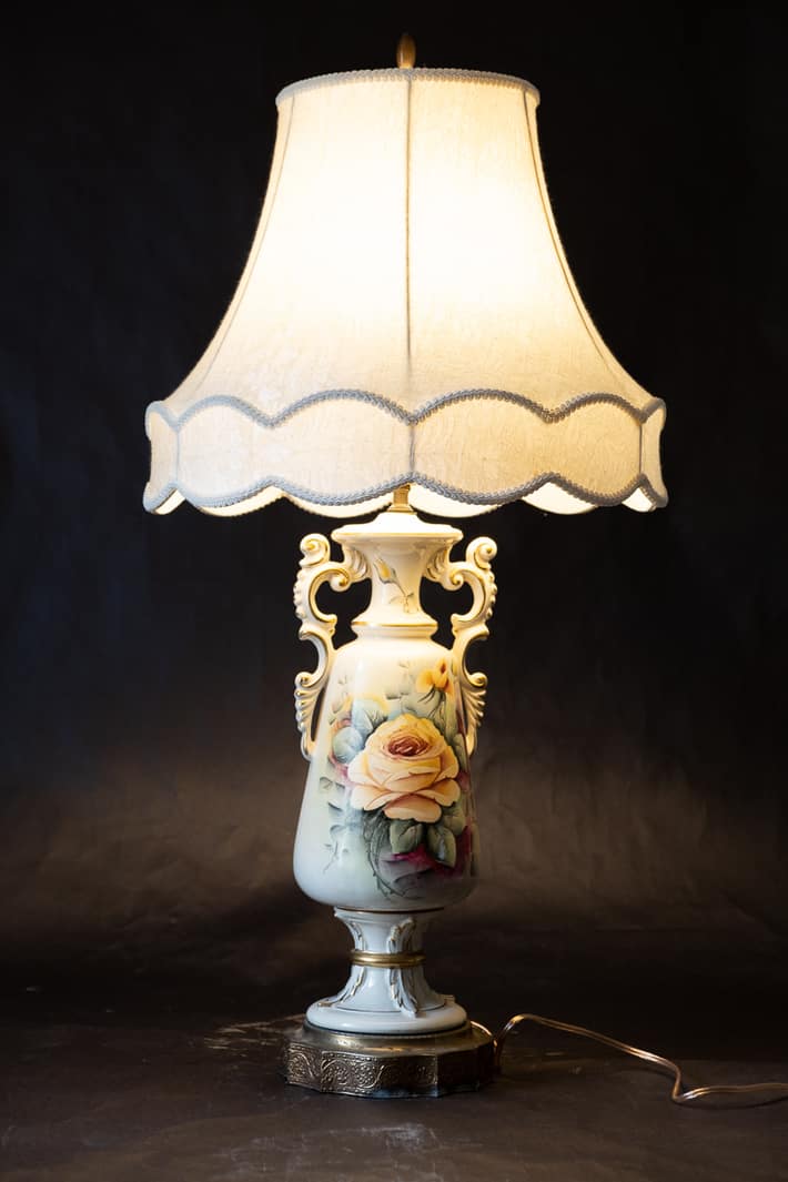 How to repair a light bulb