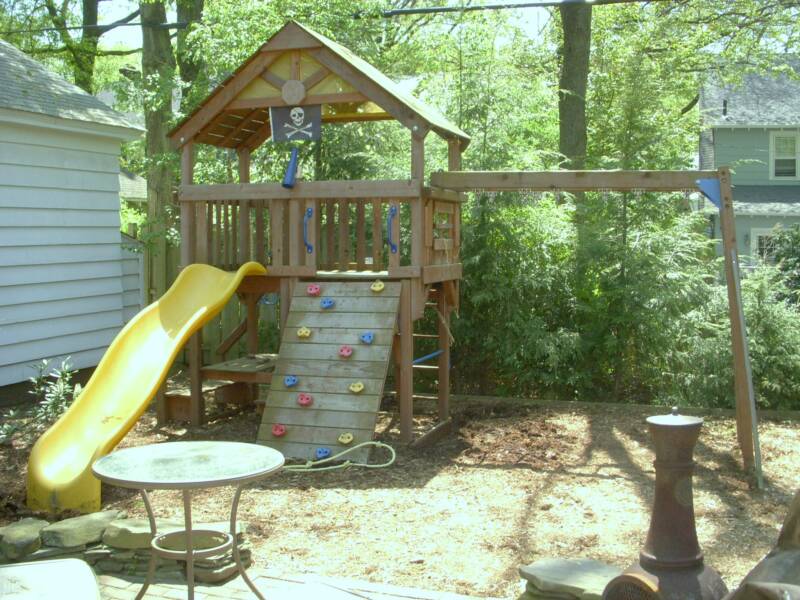 Swingset Installer NJ. Kidkraft installer.Backyard Discovery assembly and installation.