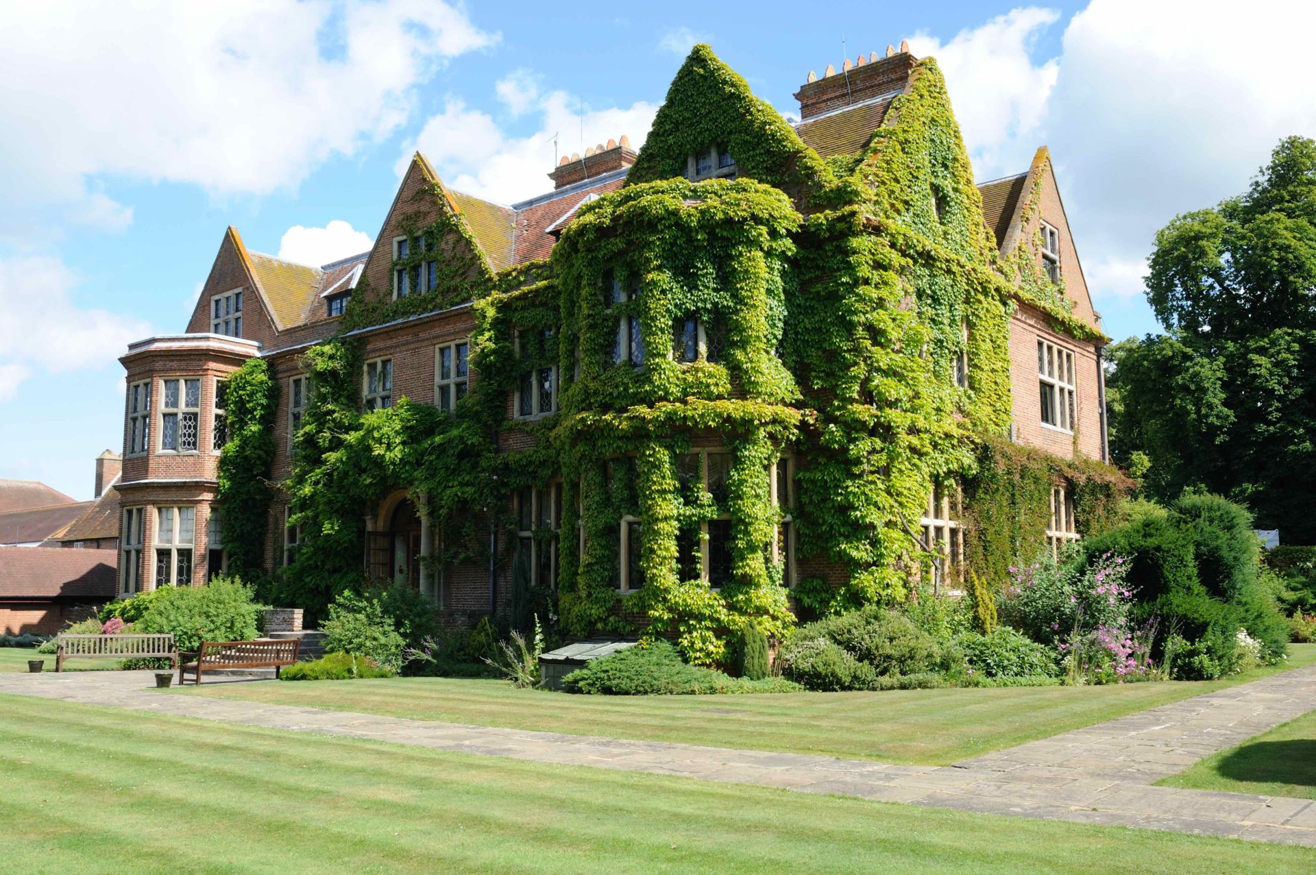 Review Luxury Spa Hotel Horwood House The Assistant Room