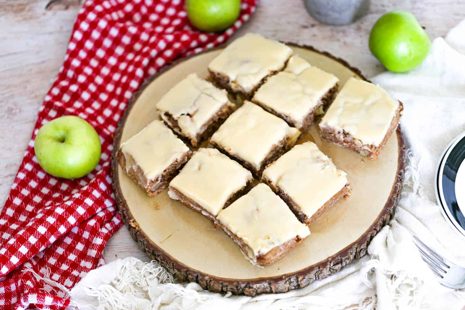 Apple Spice Snack Cake The Baking ChocolaTess