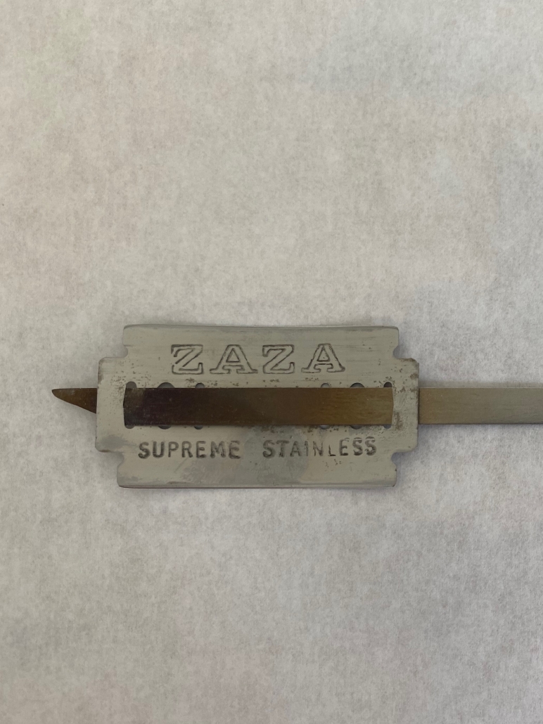 Baker's lame with 10 double edged razor blades including Age