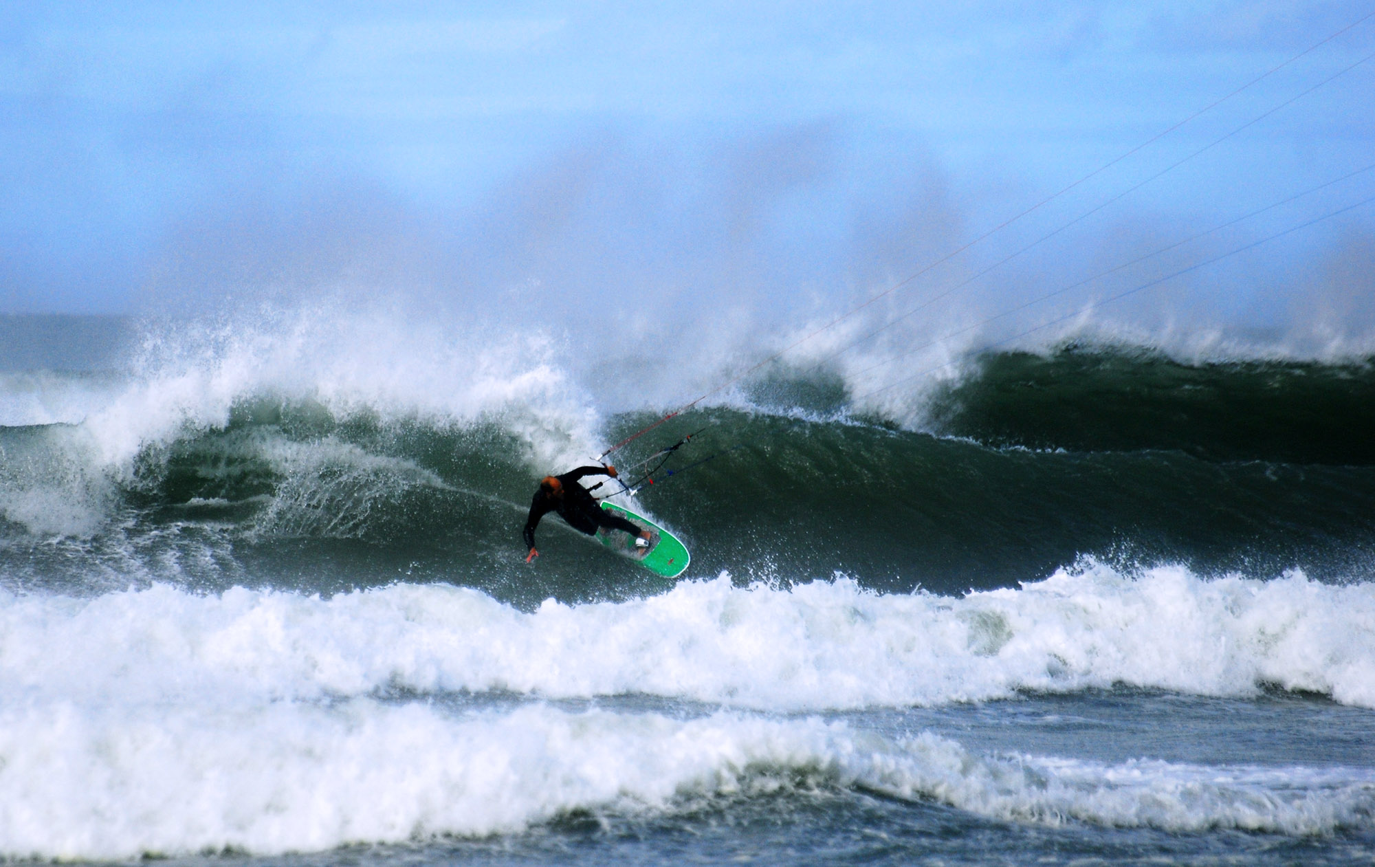 Kitesurfing Lessons Beginner, Pembrokeshire, Wales The Big Blue