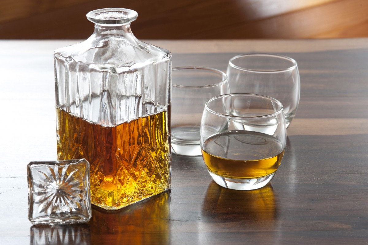 Should You Decant Your Whisky?