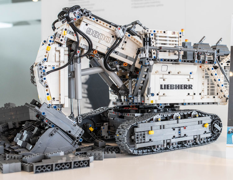First Images Of Lego Technic Liebherr R 9800 (42100) - The Brick Fan