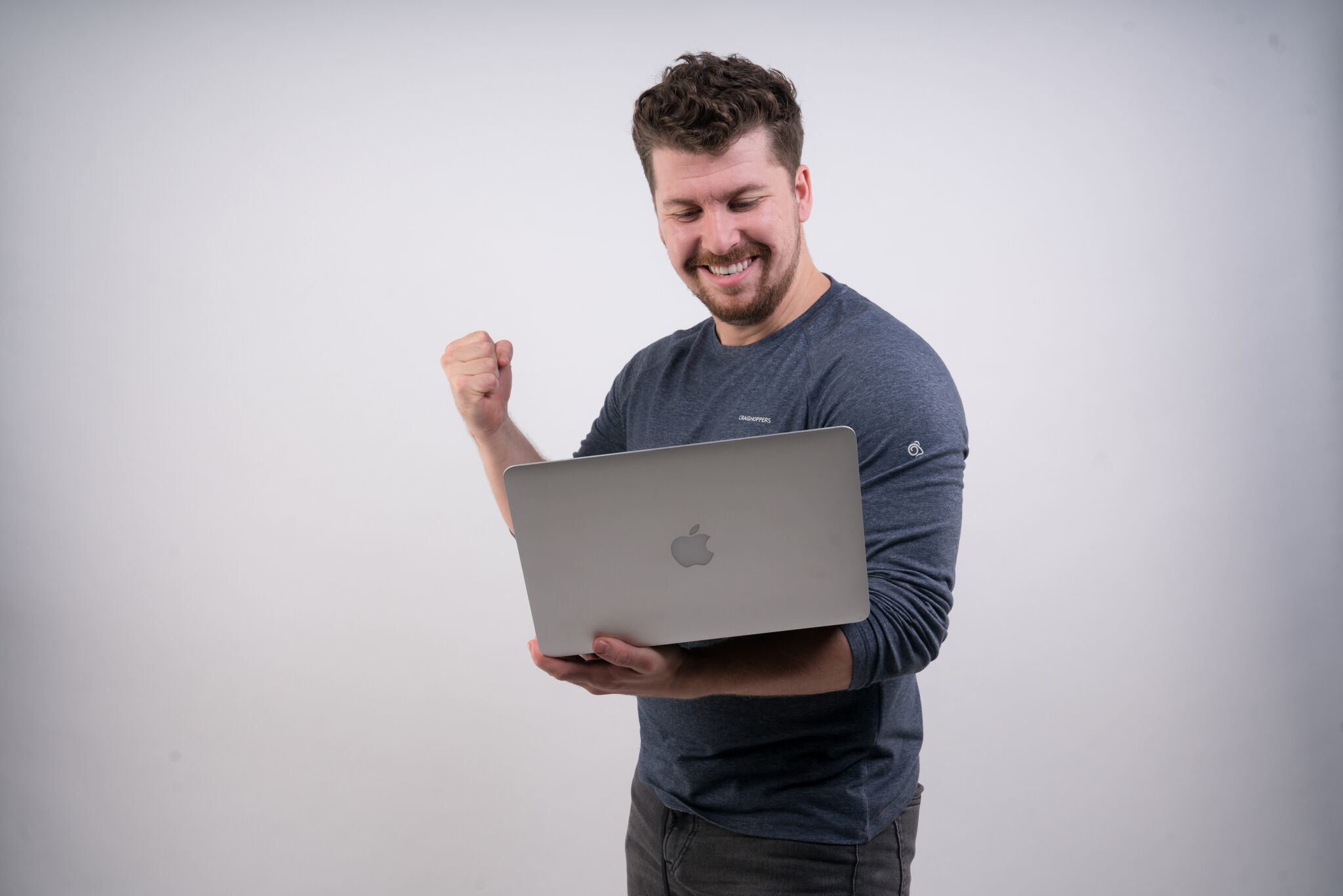 39 BEST Travel Jobs (Get Paid and Travel in 2021)