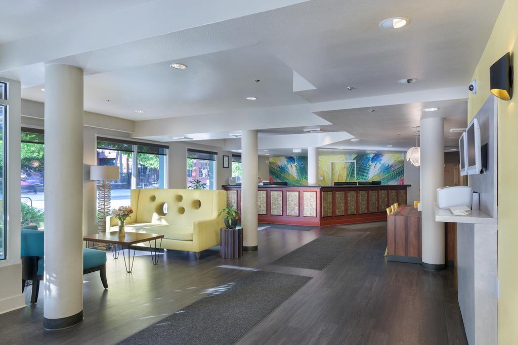 3 BEST Hostels In Seattle (2021 Insider Guide)