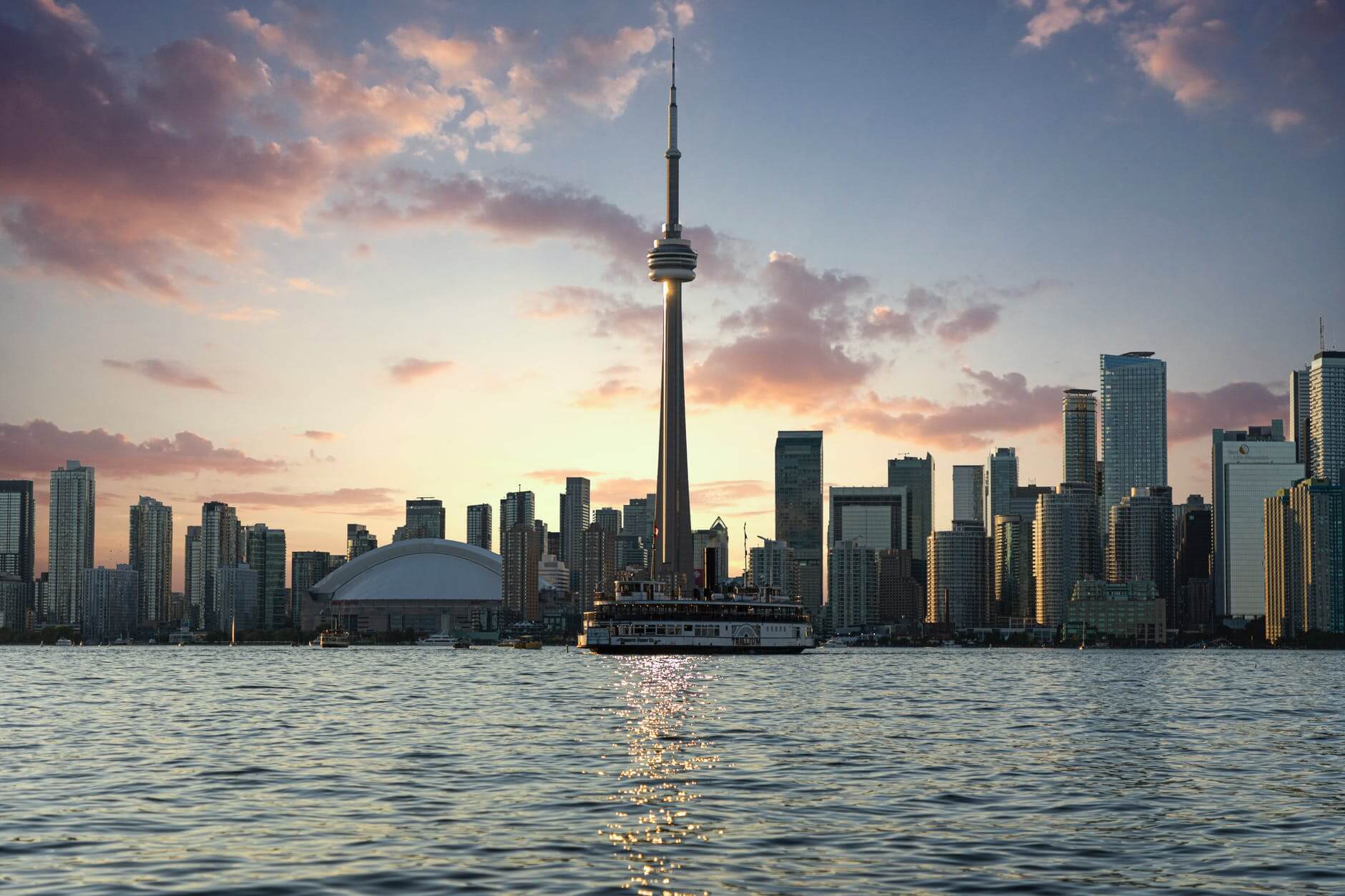 21 BEST Places to Visit in Toronto (2021 Guide)