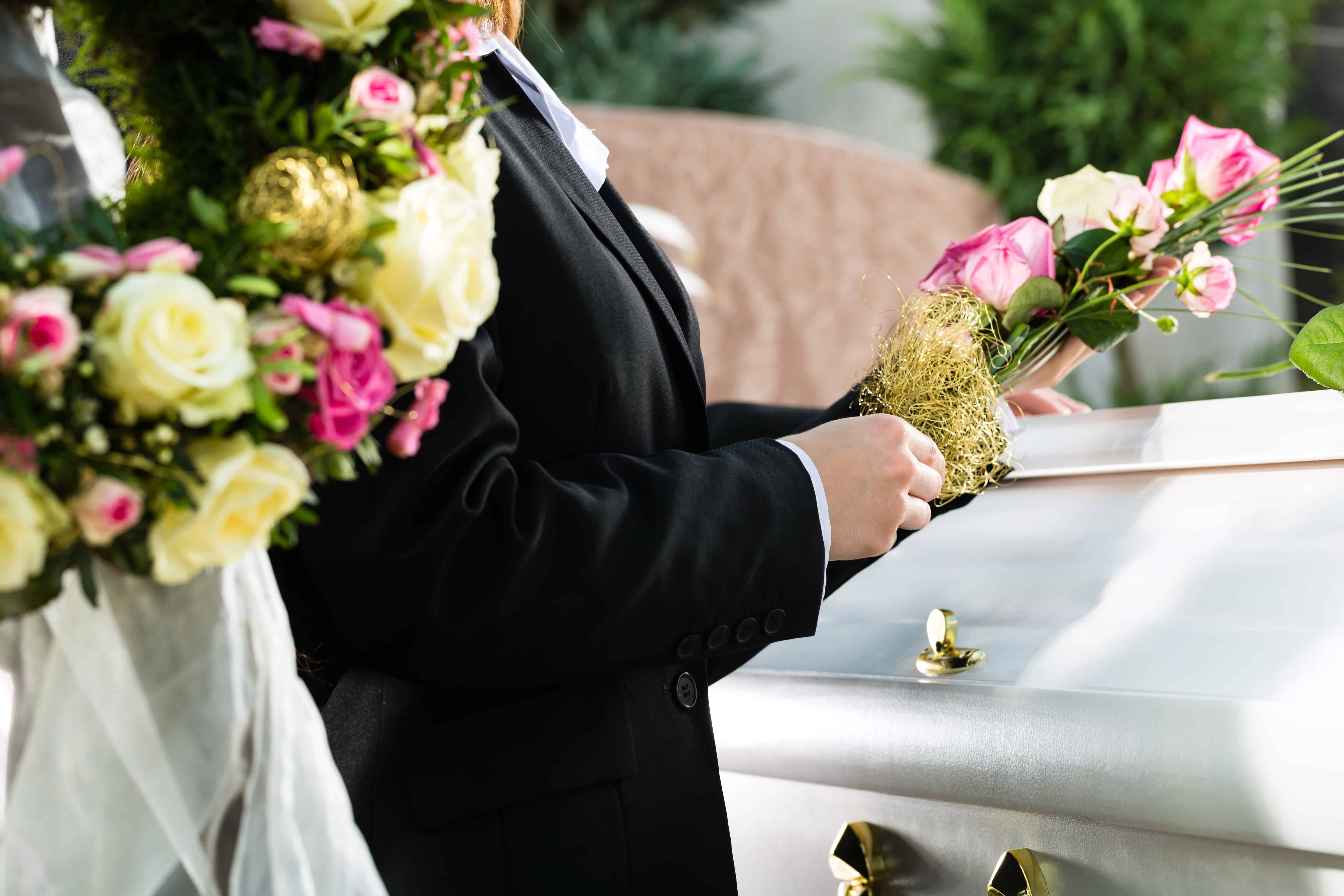 Breaking Down the Average Cost of Funeral Expenses The Budget Mom