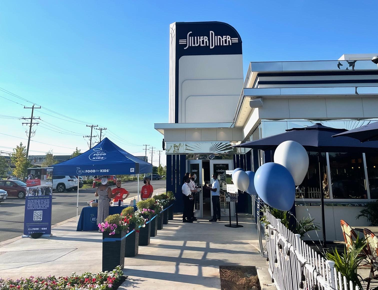 Ashburn's Silver Diner offers preview before next week's opening The Burn