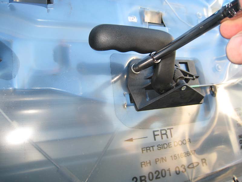 How-to Remove The Door Panel - How To - SilveradoSS.com