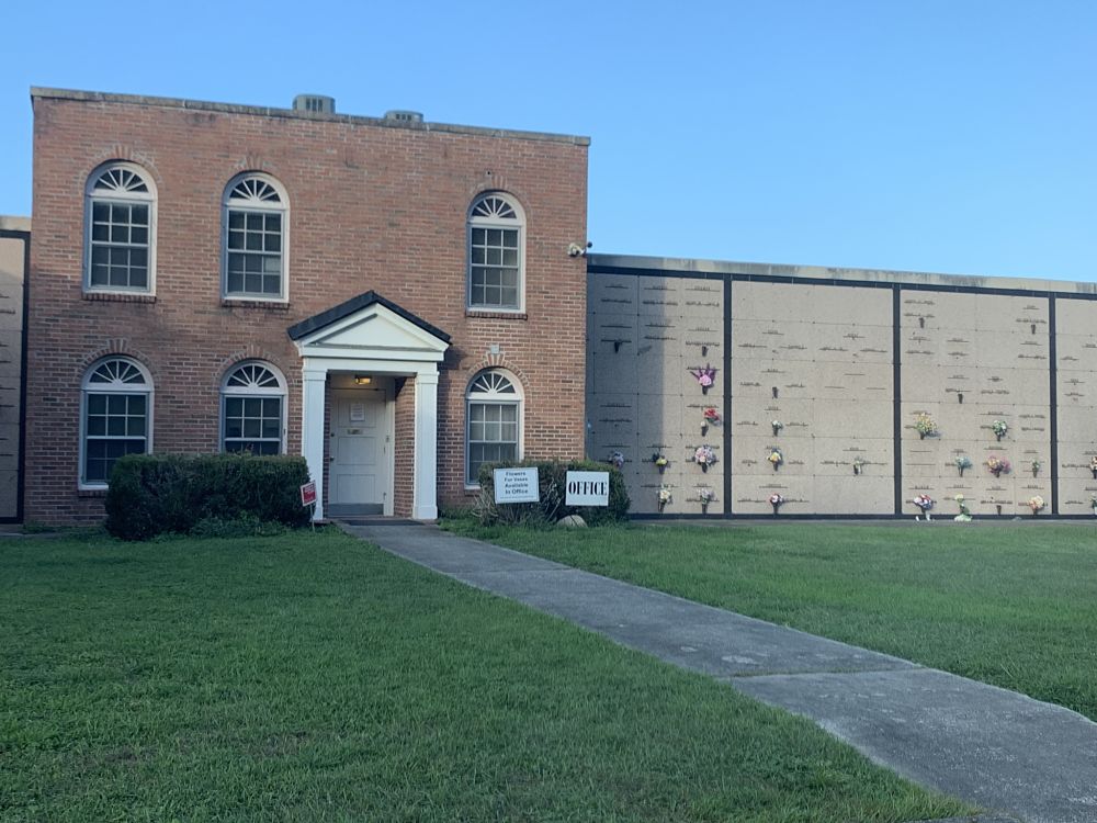 North Charleston SC Buy Sell Plots Lots Graves Burial Spaces Crypts