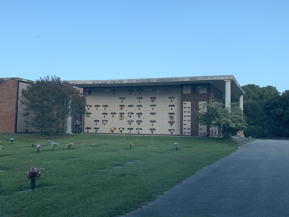 North Charleston SC Buy Sell Plots Lots Graves Burial Spaces Crypts