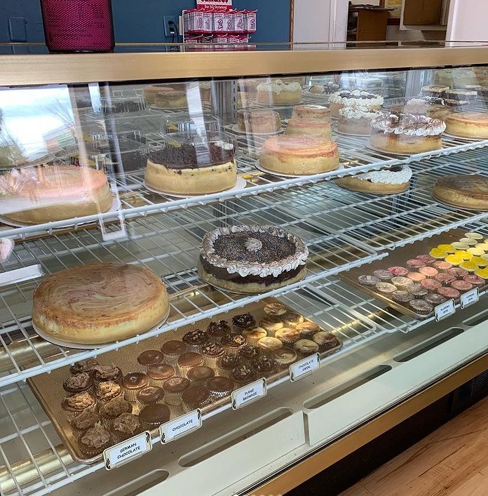 HOURS The Cheesecake Kitchen