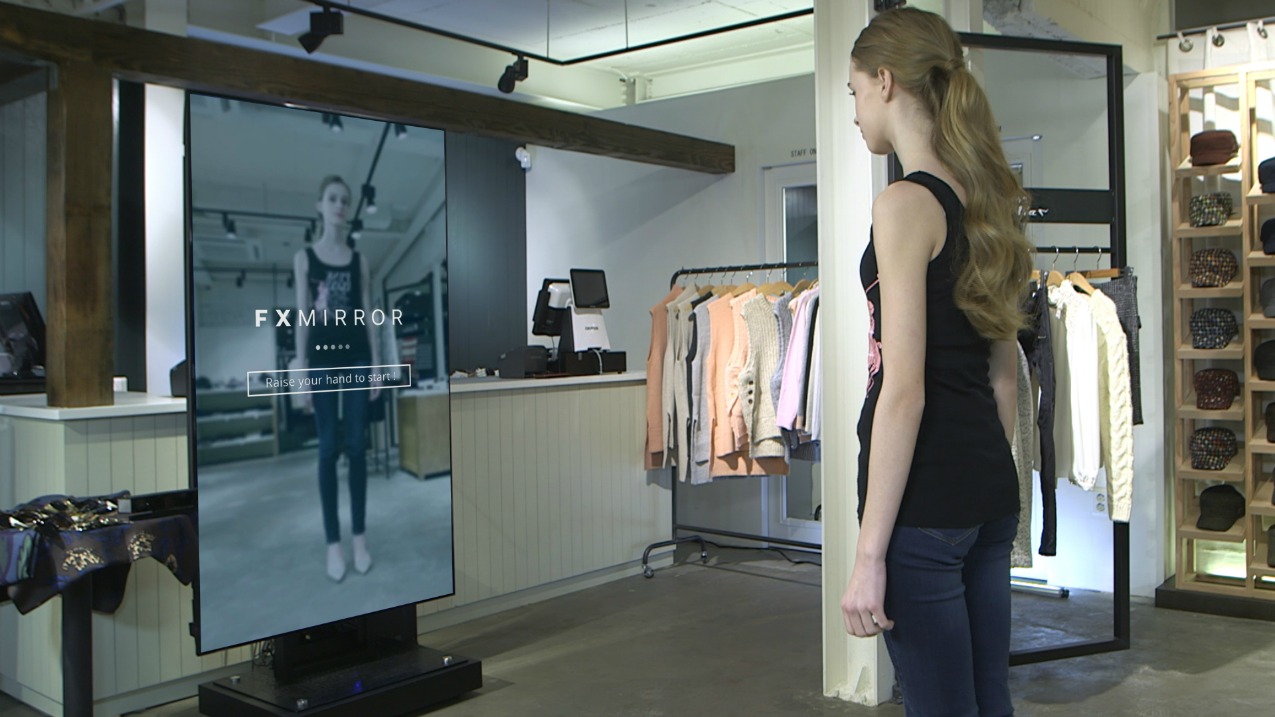 Fx Mirror il camerino virtuale e la nuova frontiera dello shopping