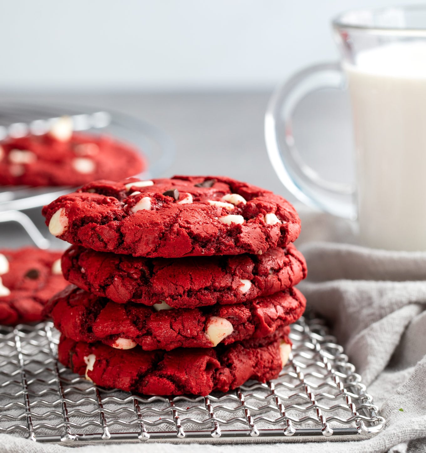 Red Velvet Cake Mix Cookies (4 ingredients!) The Chunky Chef
