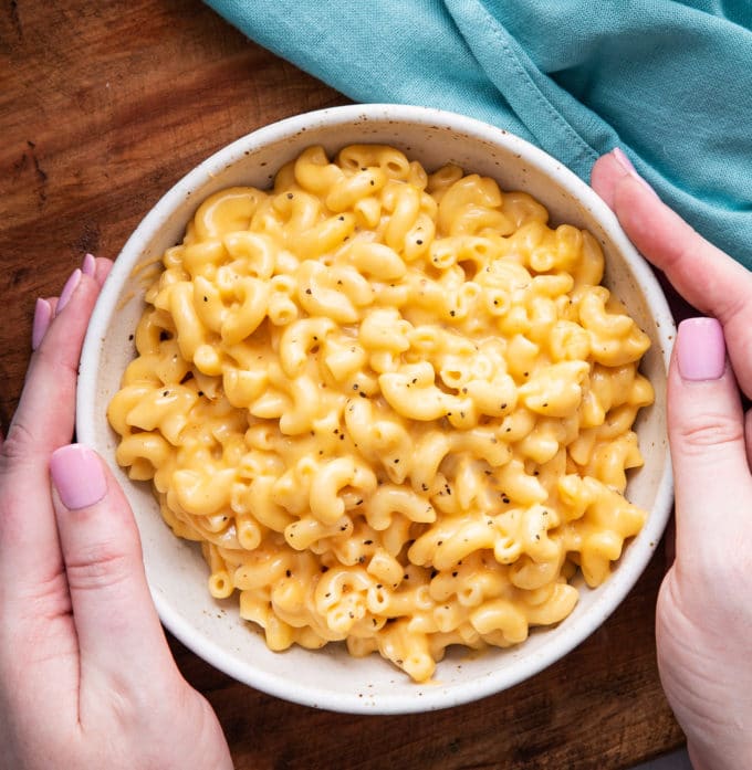 Instant Pot Mac and Cheese (quick dinner idea) The Chunky Chef