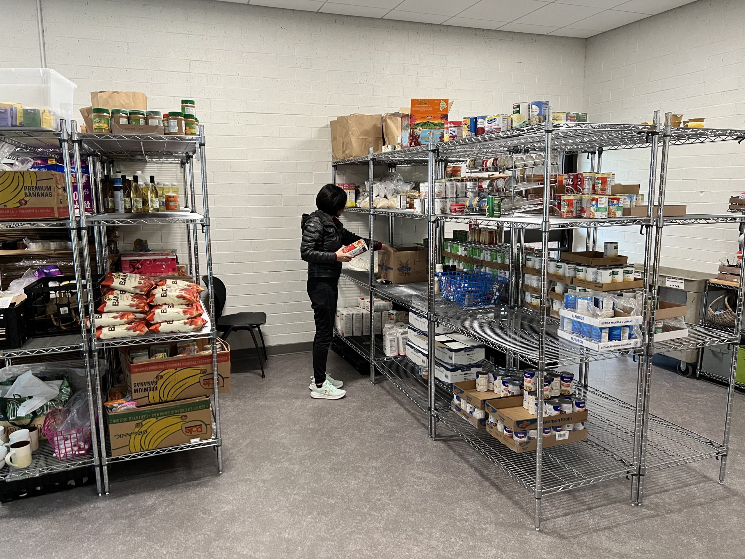 Oregon Food Bank donates fridge to CCC food pantry The Clackamas Print