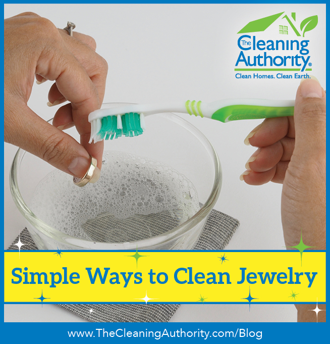 Simple Ways to Clean Jewelry