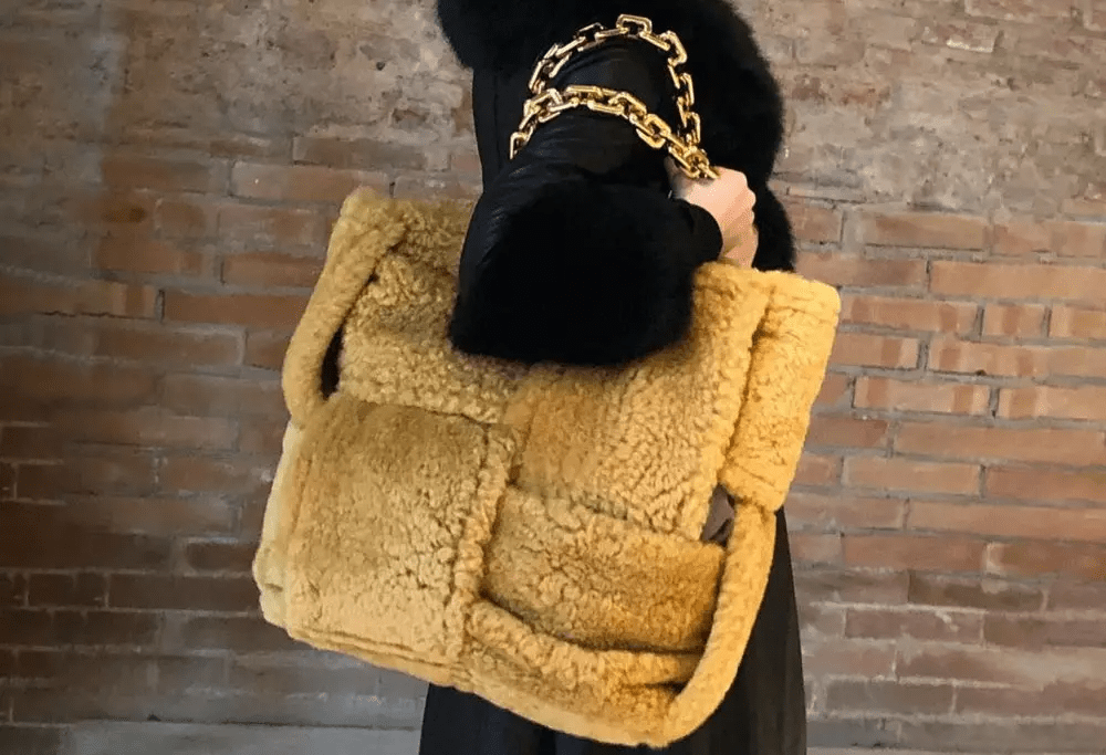 WHY ARE SHEARLING THE HOTTEST BAGS OF THIS WINTER