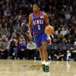 Odds Show The Betting Favorite To Land De’Aaron Fox In Potential Trade