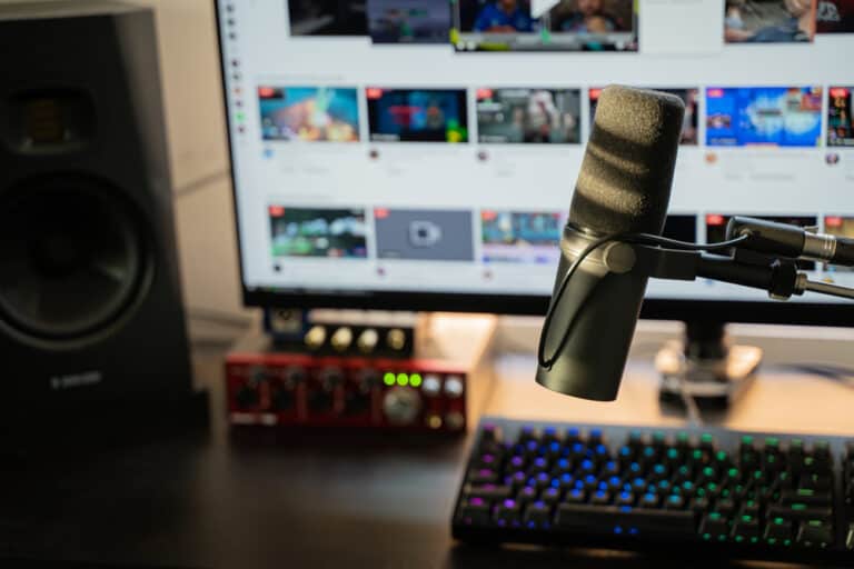 How To Fix High Pitched Noises From Microphone (StepByStep)